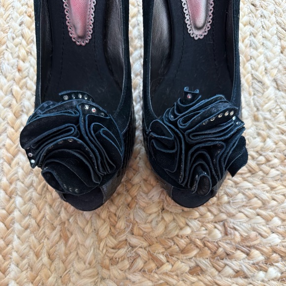 Anthropologie  Brand New Sexy High Heel platform Peep Toe Flower Pumps 🌈 - Picture 10 of 10